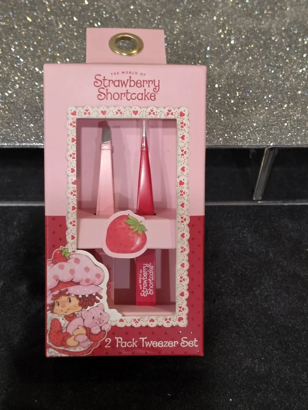 Taste Beauty X Strawberry Shortcake 2-Pack Tweezer Set